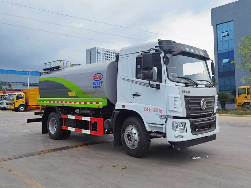 東風(fēng)華神12方灑水車(chē)